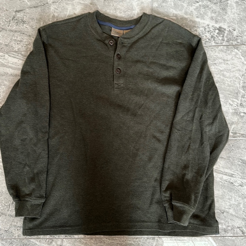 Men’s large L.L. Bean Henley long sleeve